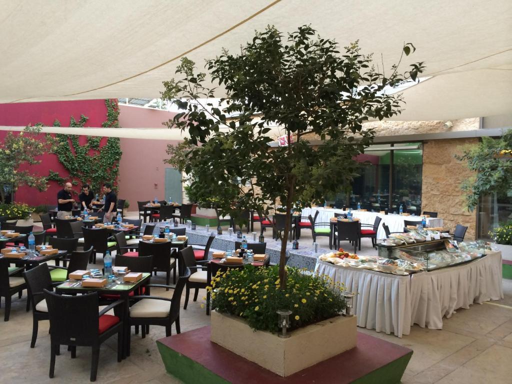 Hotel Ibis Amman Exterior foto